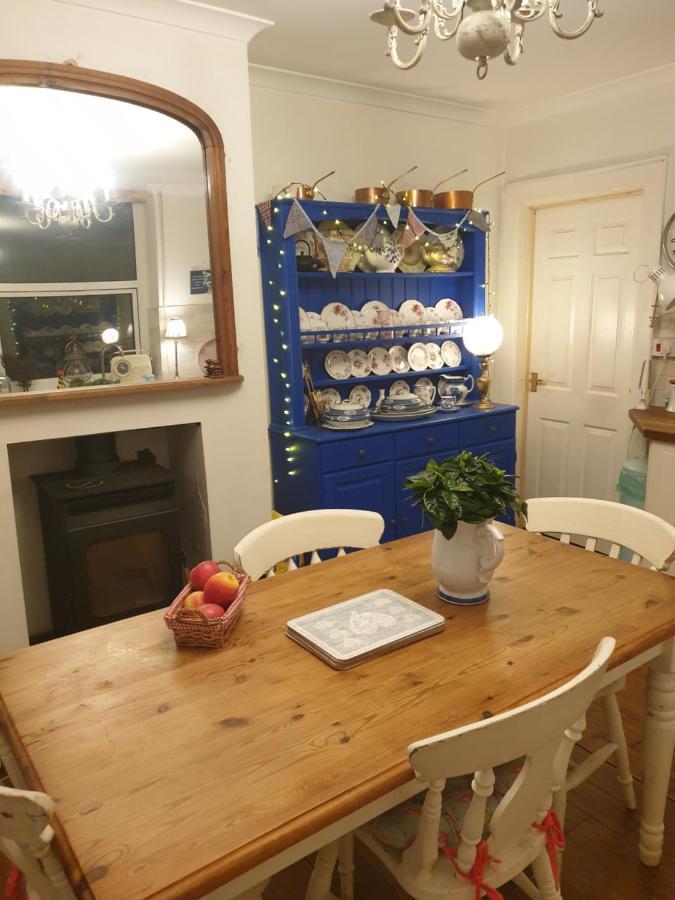 Judy'S B&B Private Home Кардиф Екстериор снимка